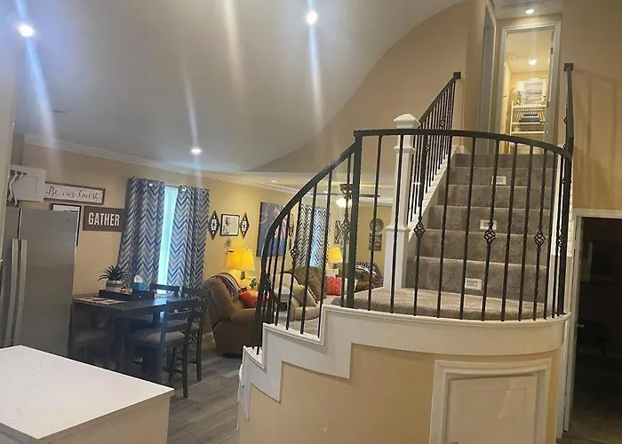 Stockyards-bbobs-4mins! Graylee House.4-bedrooms Fort Worth