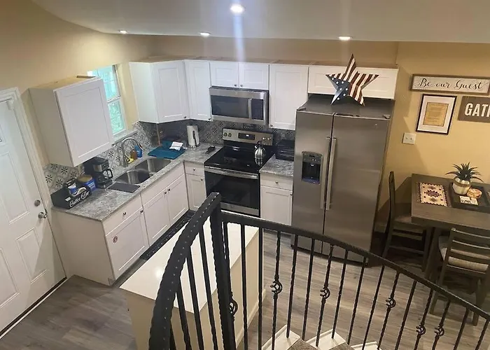 Stockyards-bbobs-4mins! Graylee House.4-bedrooms * Fort Worth