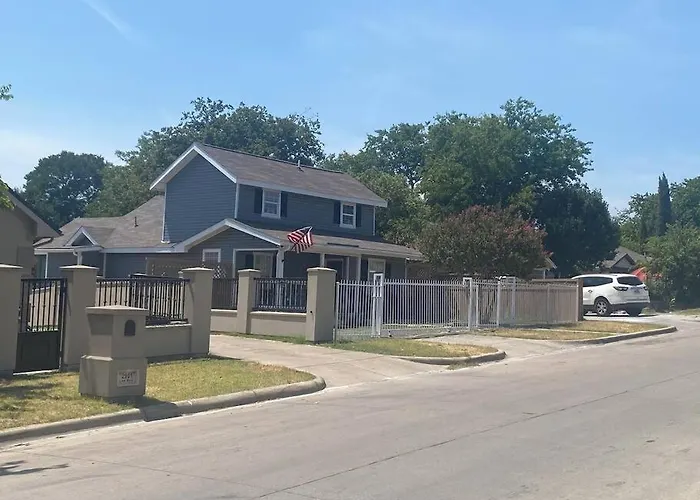 Stockyards-bbobs-4mins! Graylee House.4-bedrooms